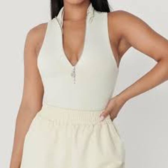 MESHKI Paulina Zipper Bodysuit Size Small /S V Neck or High Mock Neck - Picture 1 of 10